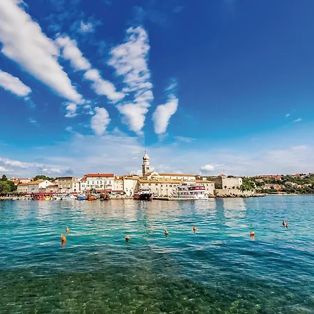 1 Bedroom Awesome In Lägenhet