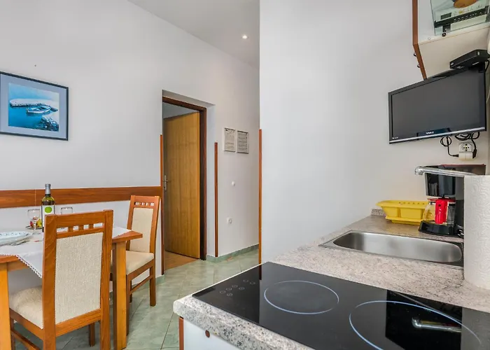 1 Bedroom In * Brzac
