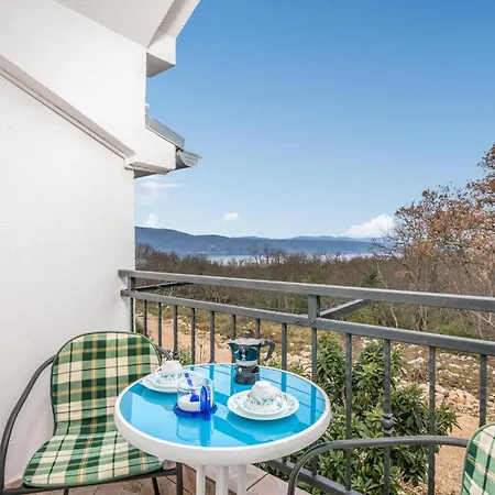 1 Bedroom In *