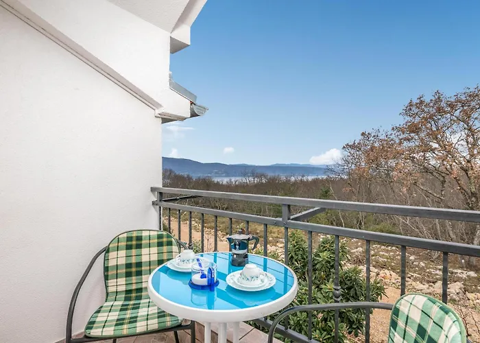 1 Bedroom In *