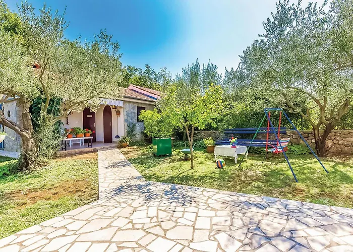 1 Bedroom In Apartment Brzac